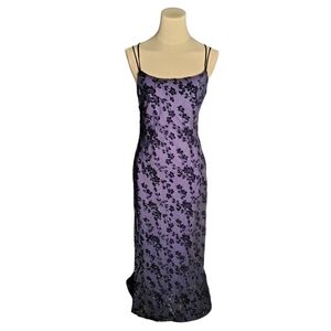 A Fortiori Purple Black Velvet Embroidered Floral Prom Dress Size 7/8 Juniors